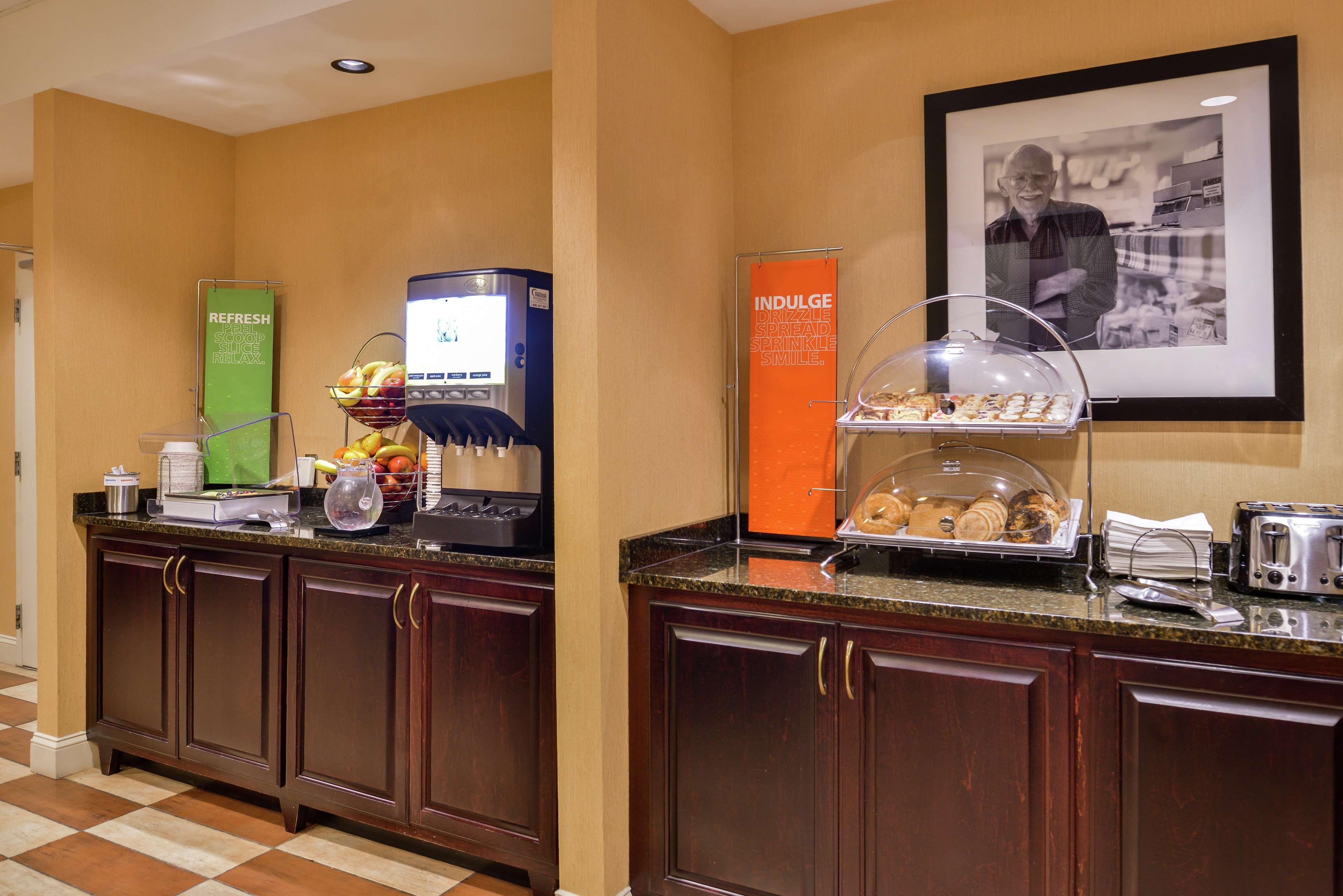 Hampton Inn Jackson-College Avenue Ngoại thất bức ảnh
