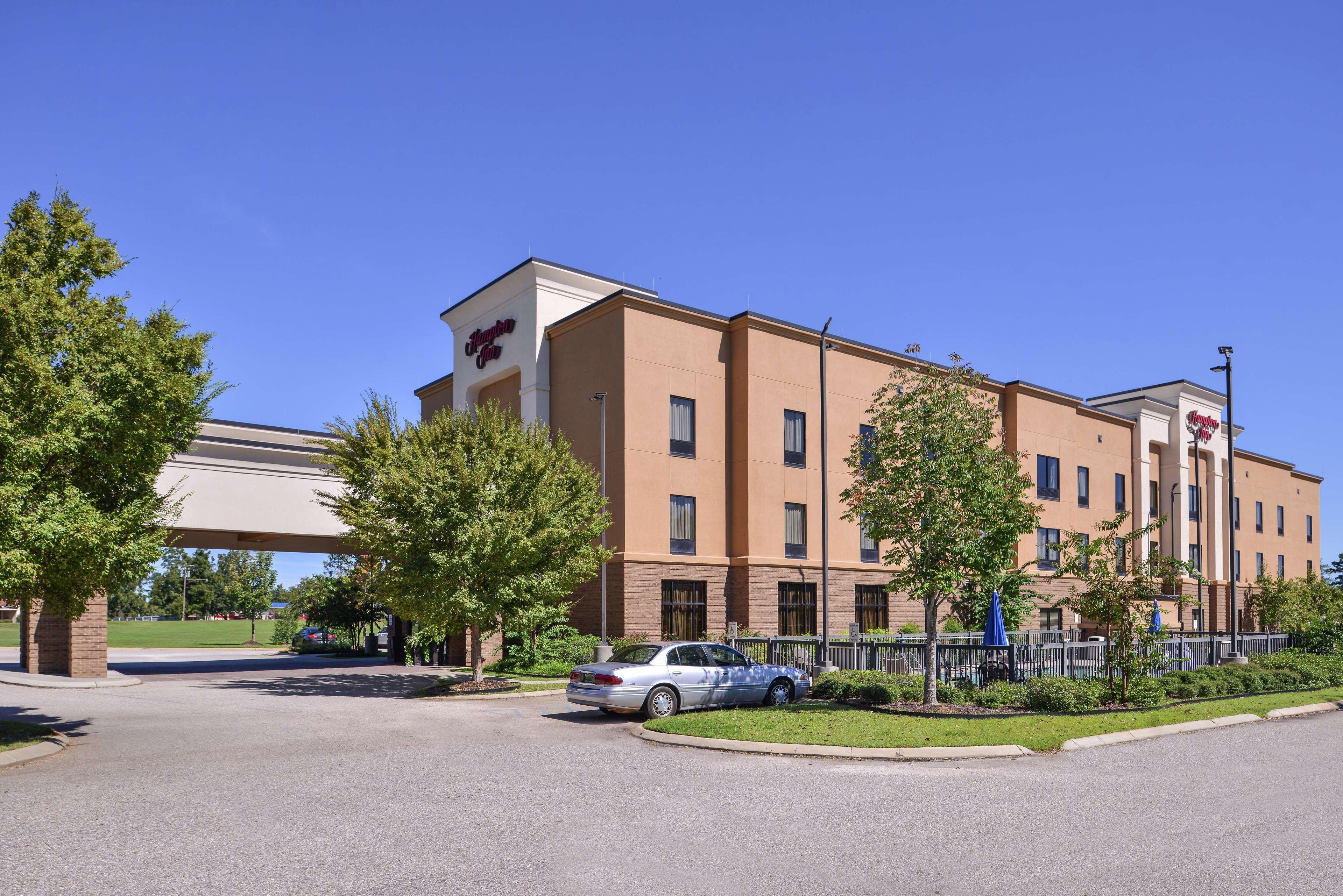 Hampton Inn Jackson-College Avenue Ngoại thất bức ảnh