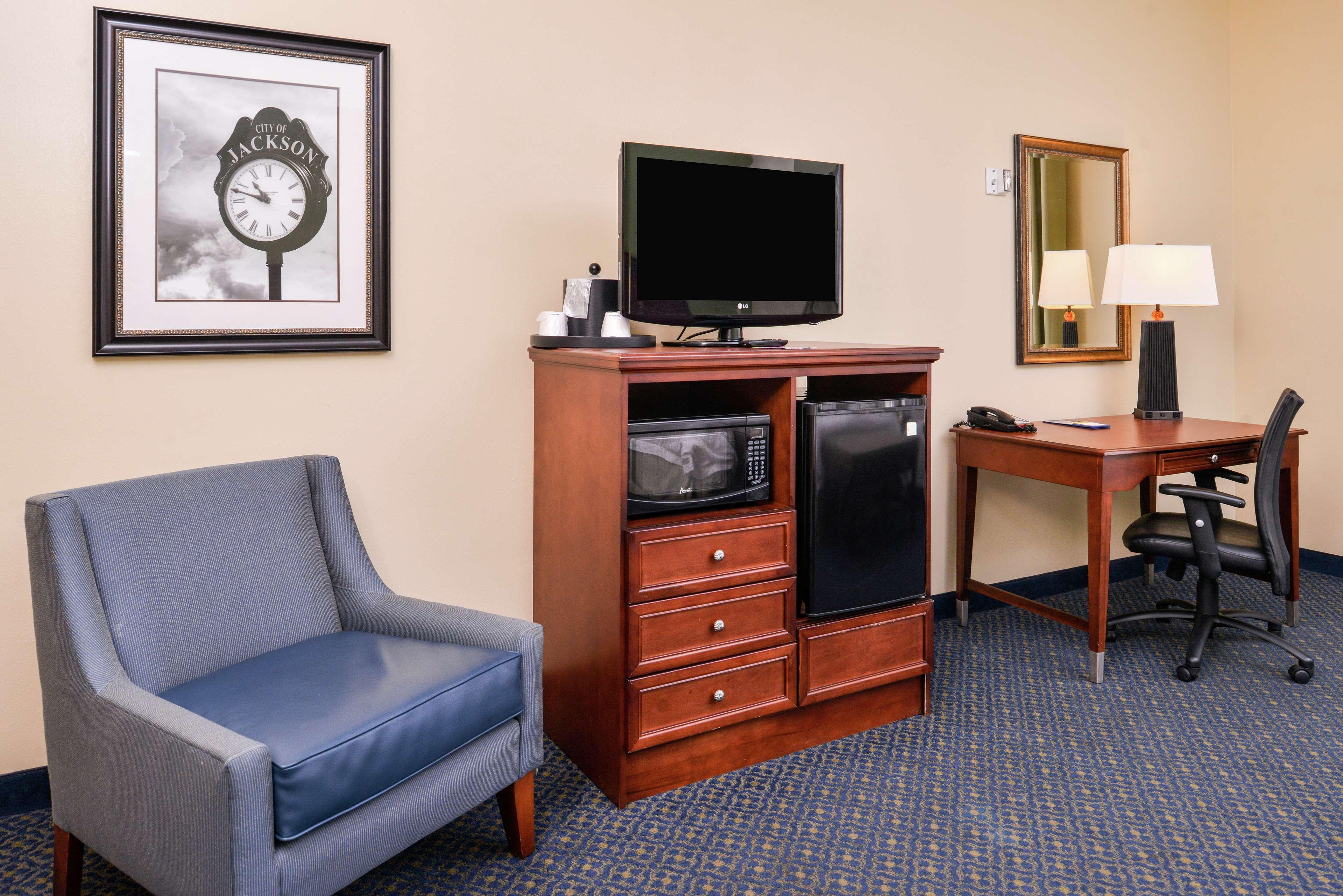 Hampton Inn Jackson-College Avenue Ngoại thất bức ảnh