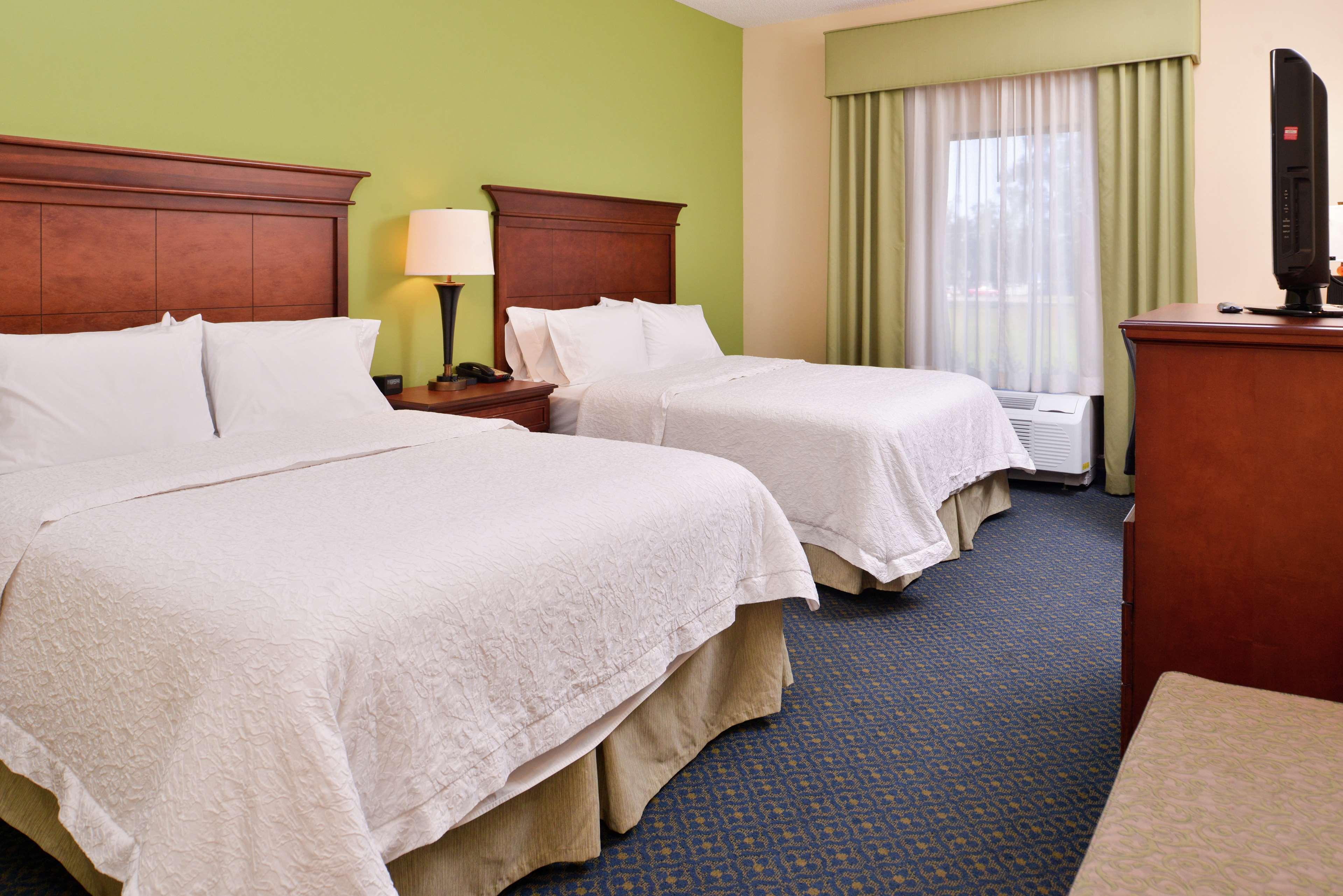Hampton Inn Jackson-College Avenue Ngoại thất bức ảnh