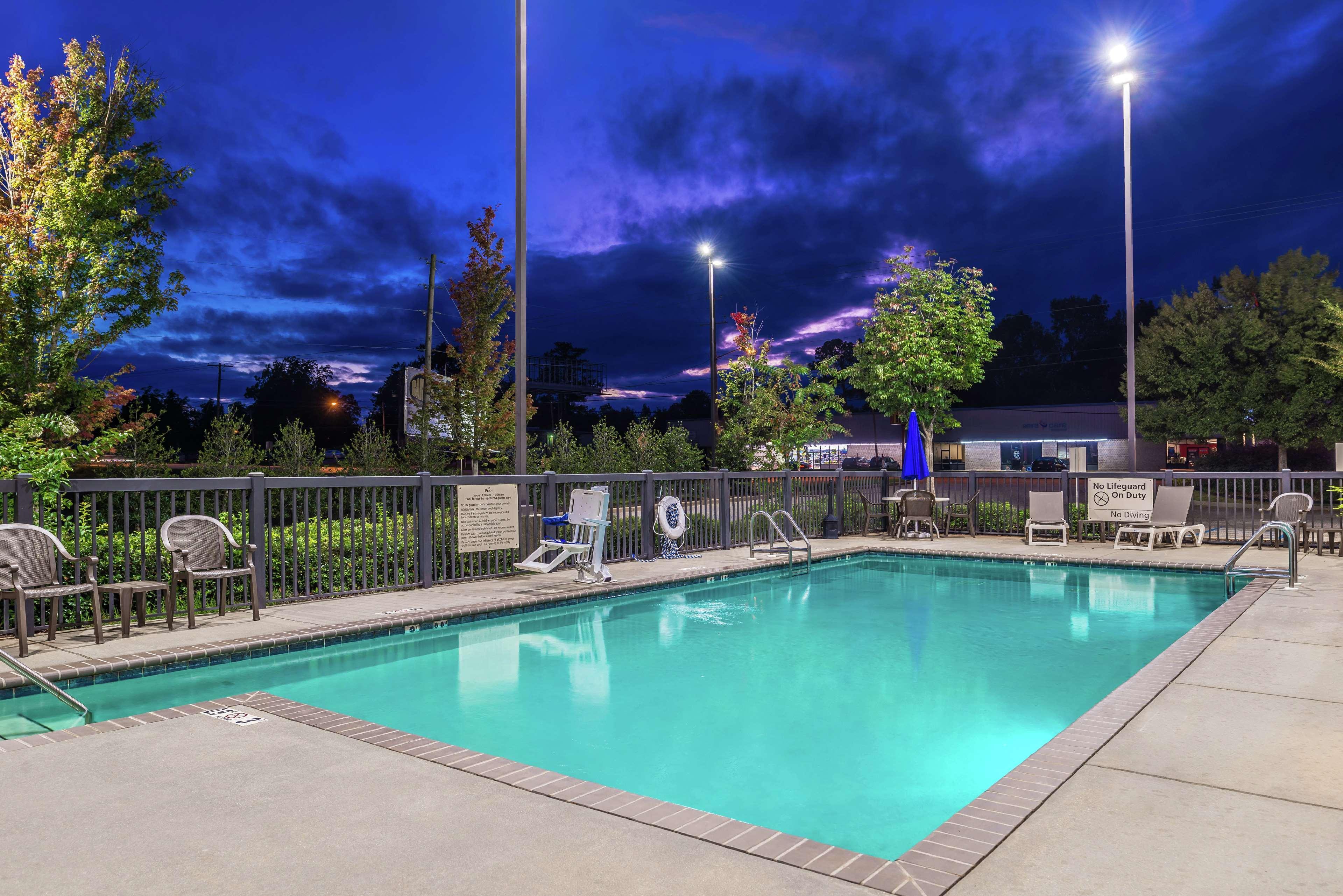 Hampton Inn Jackson-College Avenue Ngoại thất bức ảnh